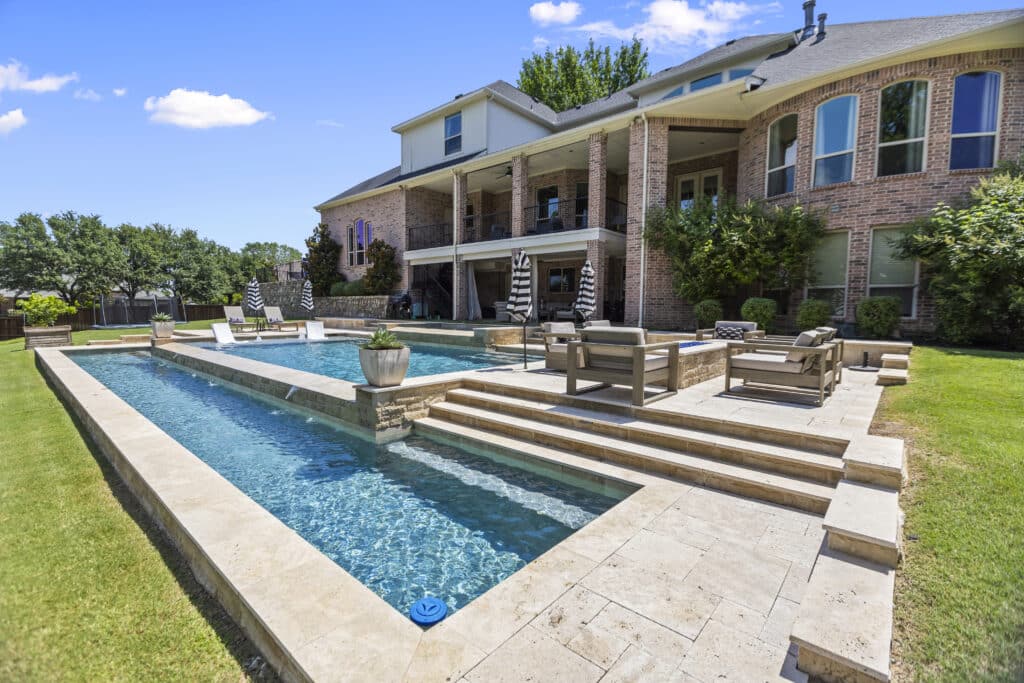 Geometric pool.