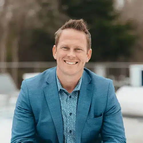 Meet the Team 4 tim